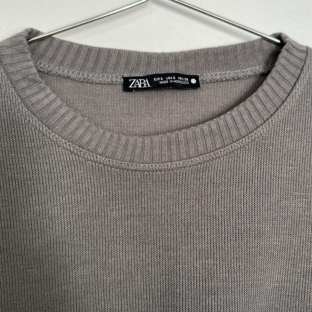 Zara sweater - Picture 2 of 3